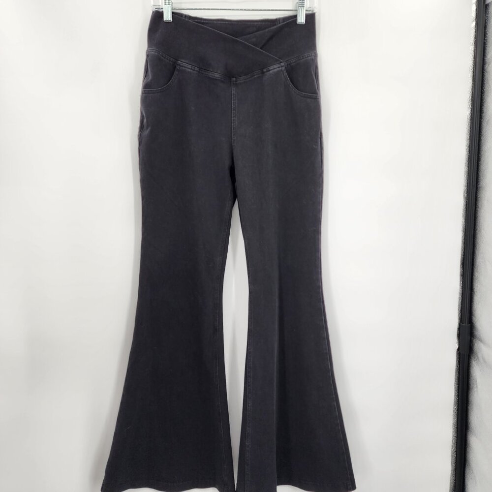 HALARA Magic Denim High Waist Crossover Flare Jeans Black Wash Various NWOT - Picture 4 of 9